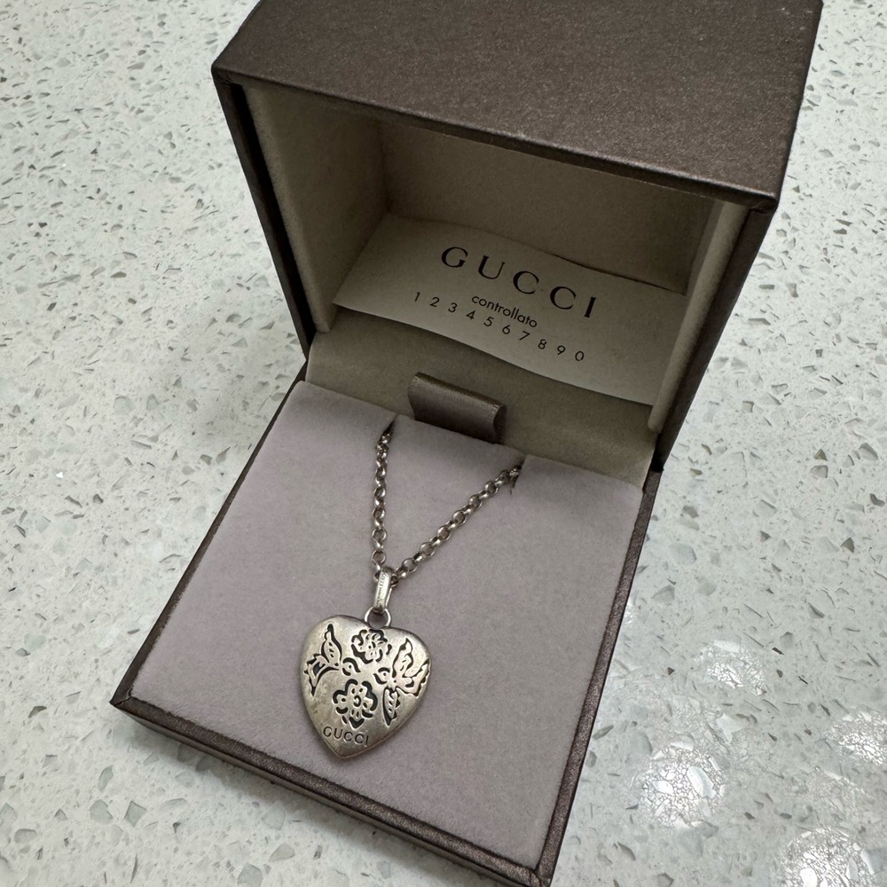 Gucci Blind for Love Necklace
